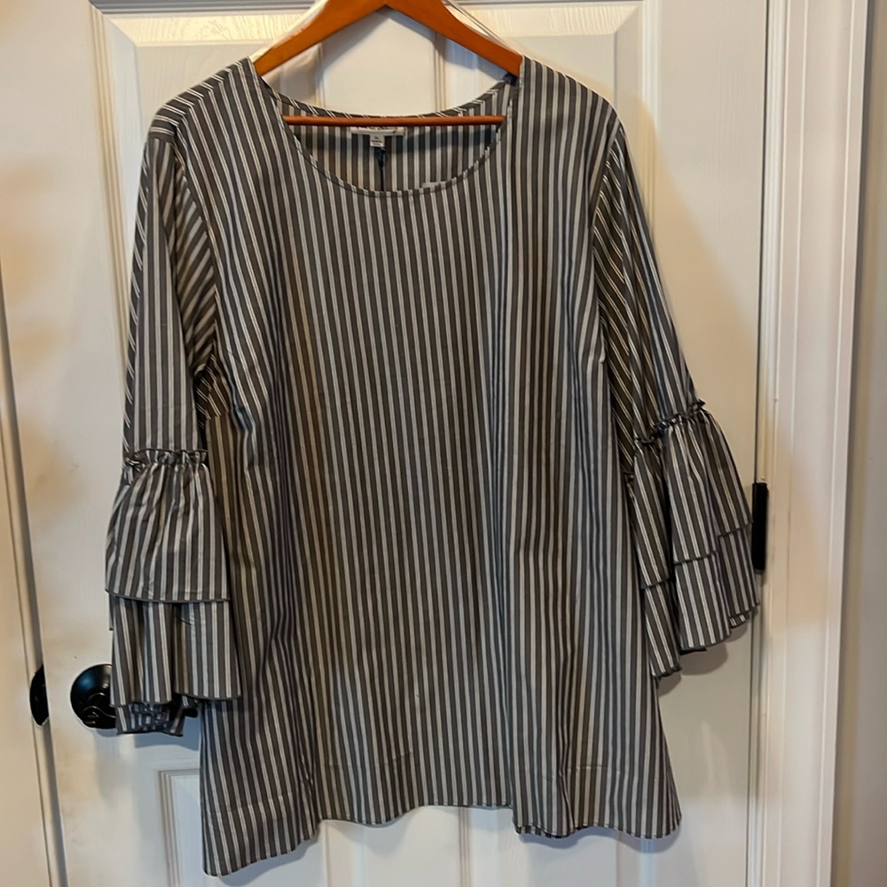 Brand new plus size blouse